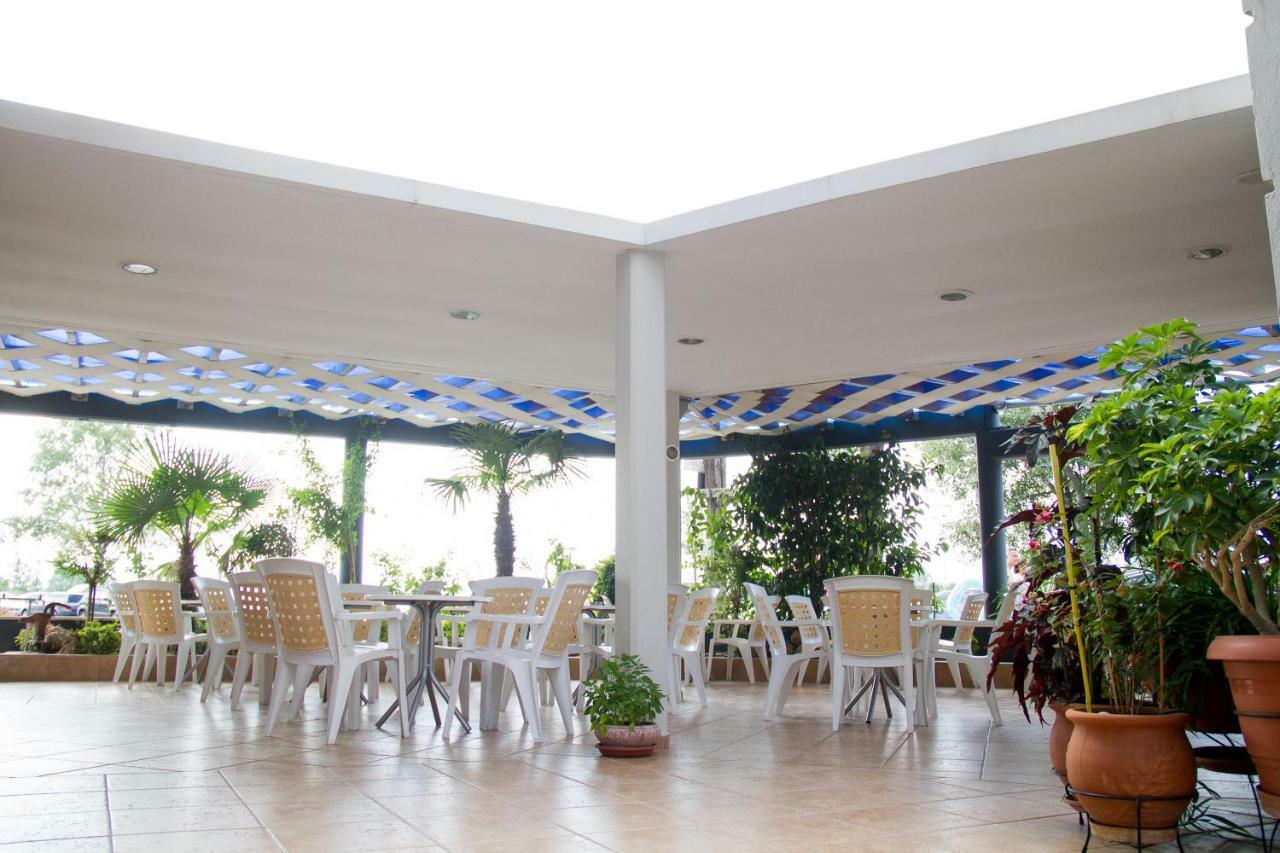 Hotel Rodon Paralía Exterior foto
